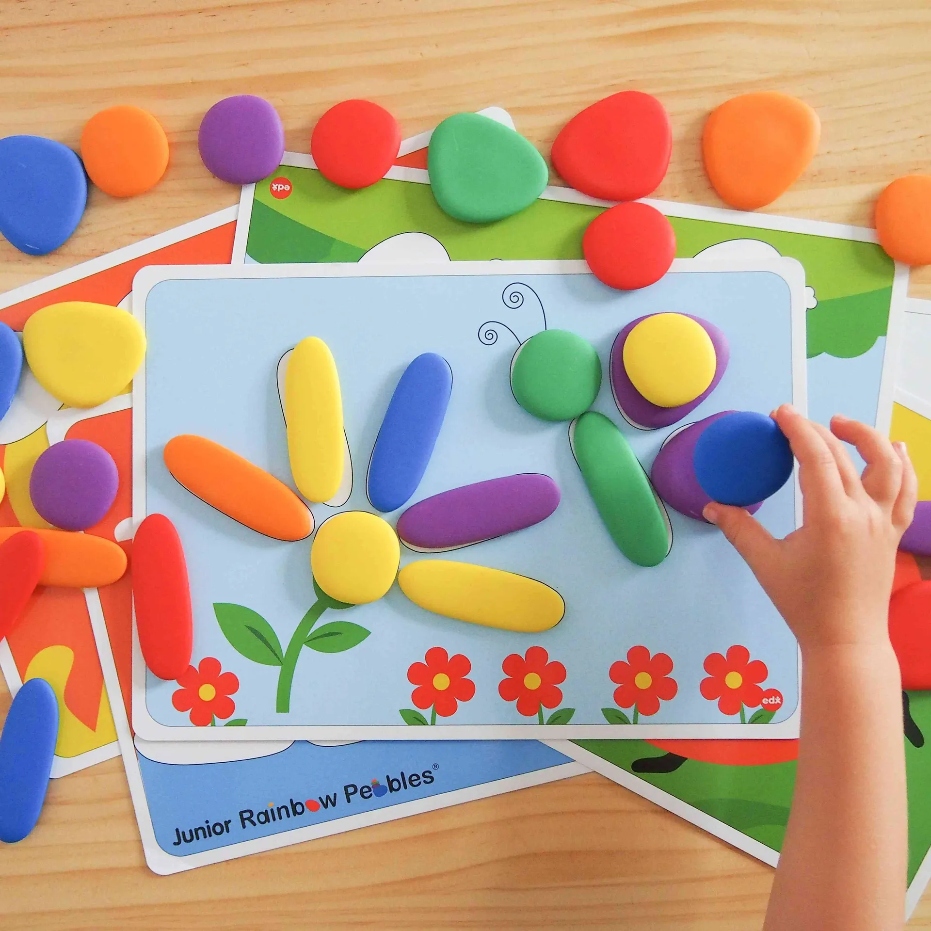 35116_4 Regenbogensteine Activity Set | Rainbow Pebbles | edx education