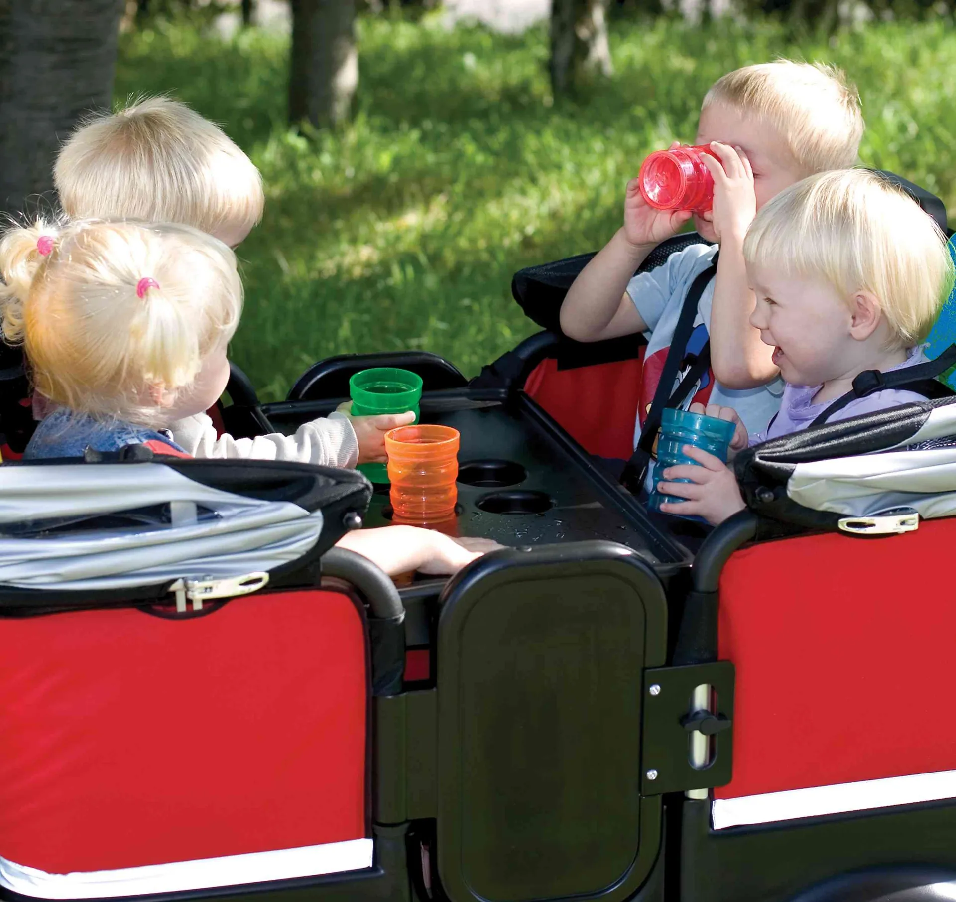00800V_4 Turtle Kinderbus de Luxe | Winther Kinderbus