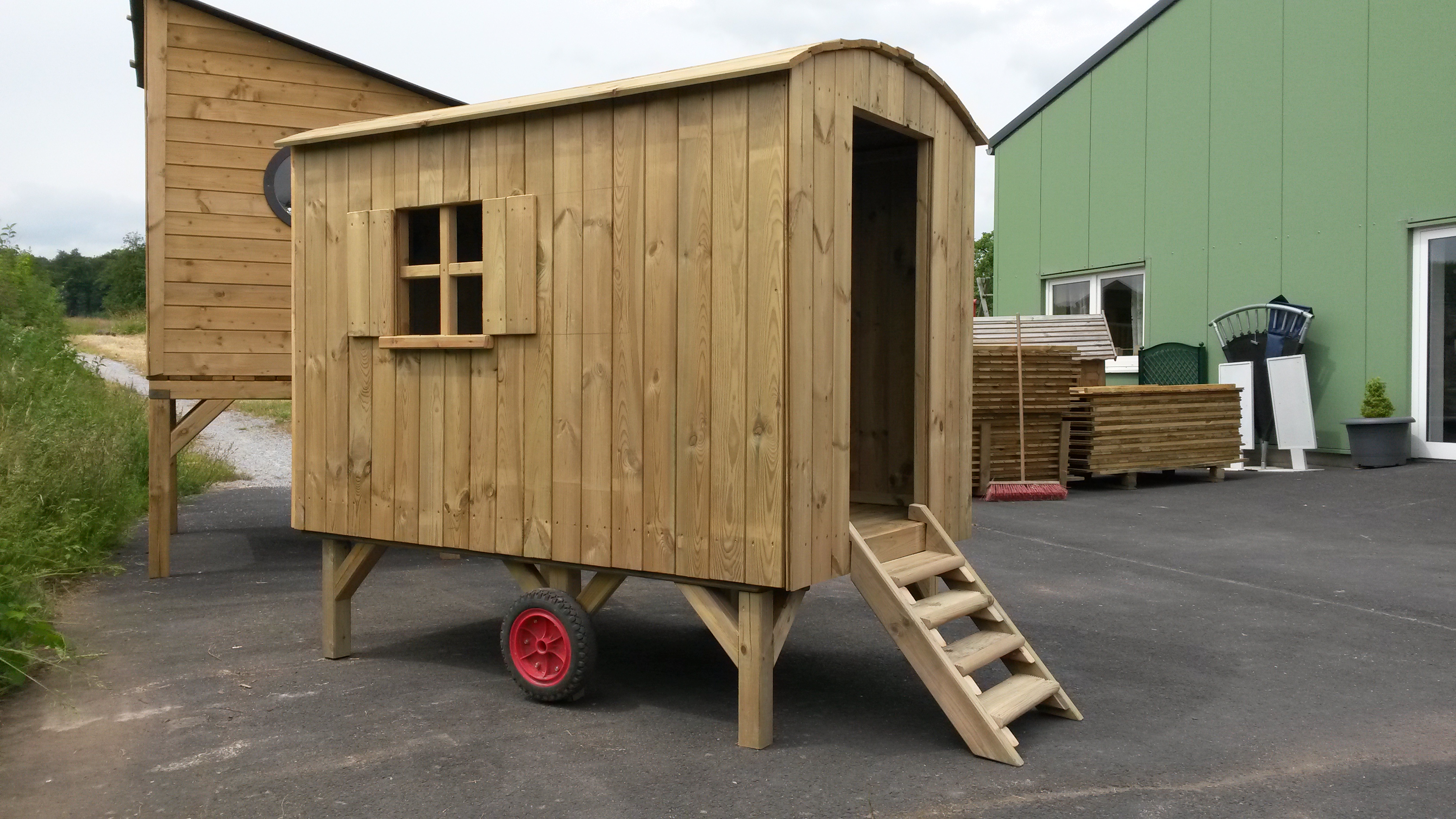 Bauwagen Holz Aus Massivholz gefertigter Bauwagen