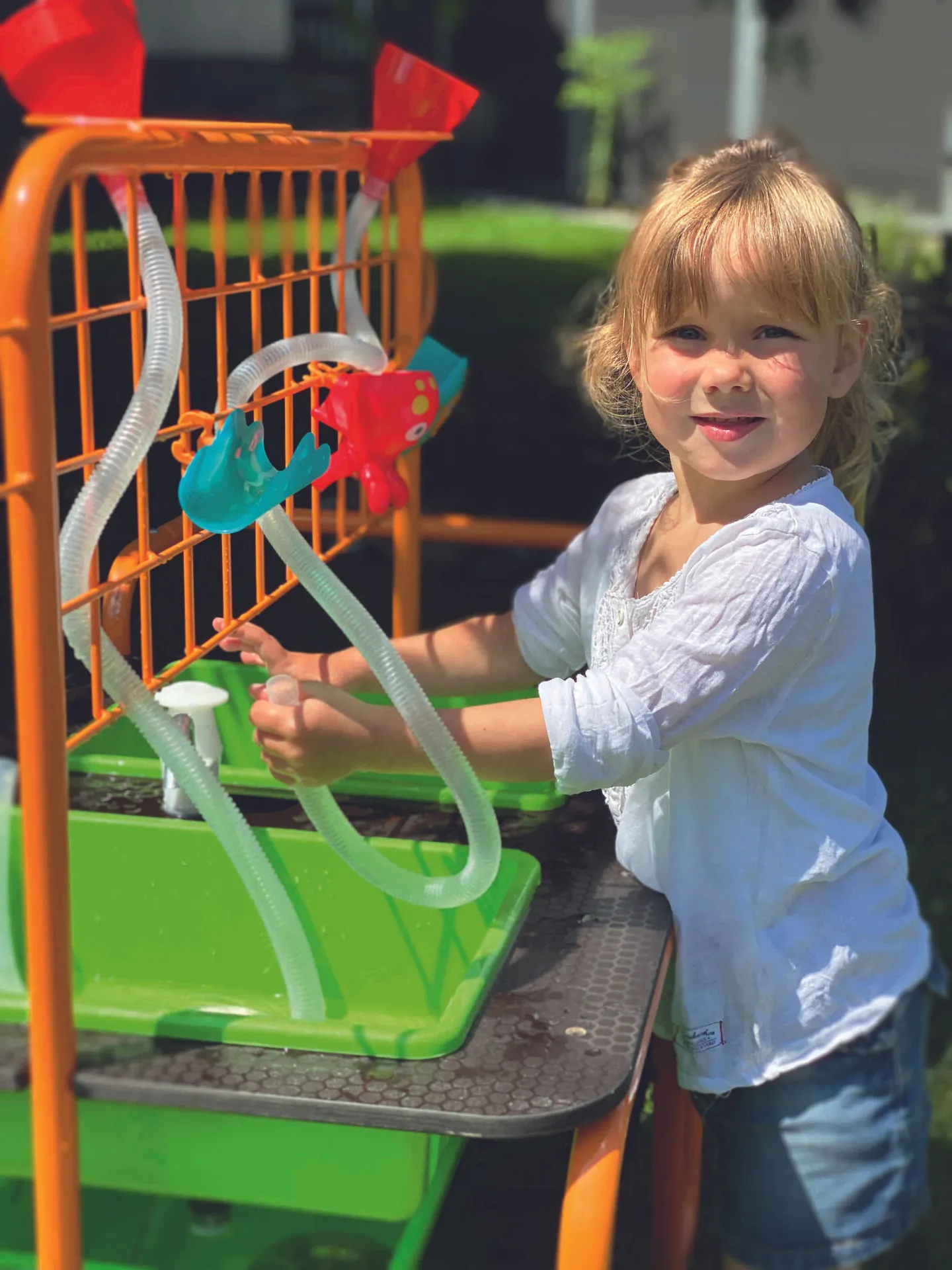 64500_12 Mobiler Wassertisch | Wasserspieltisch | Dragon Toys