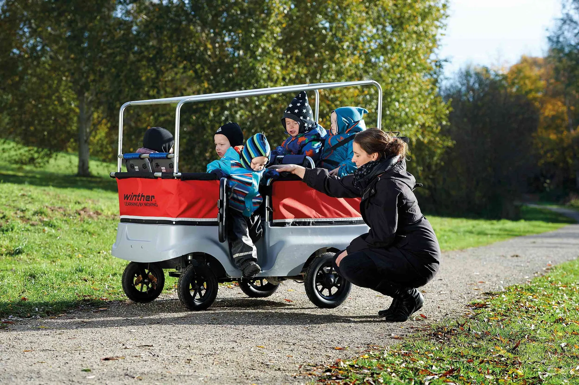 01801V_1 E-Turtle Kinderbus | Winther Kinderbus