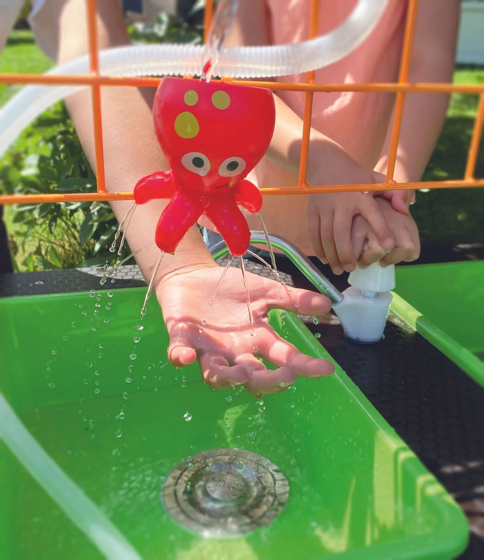 Mobiler Wassertisch | Wasserspieltisch | Dragon Toys