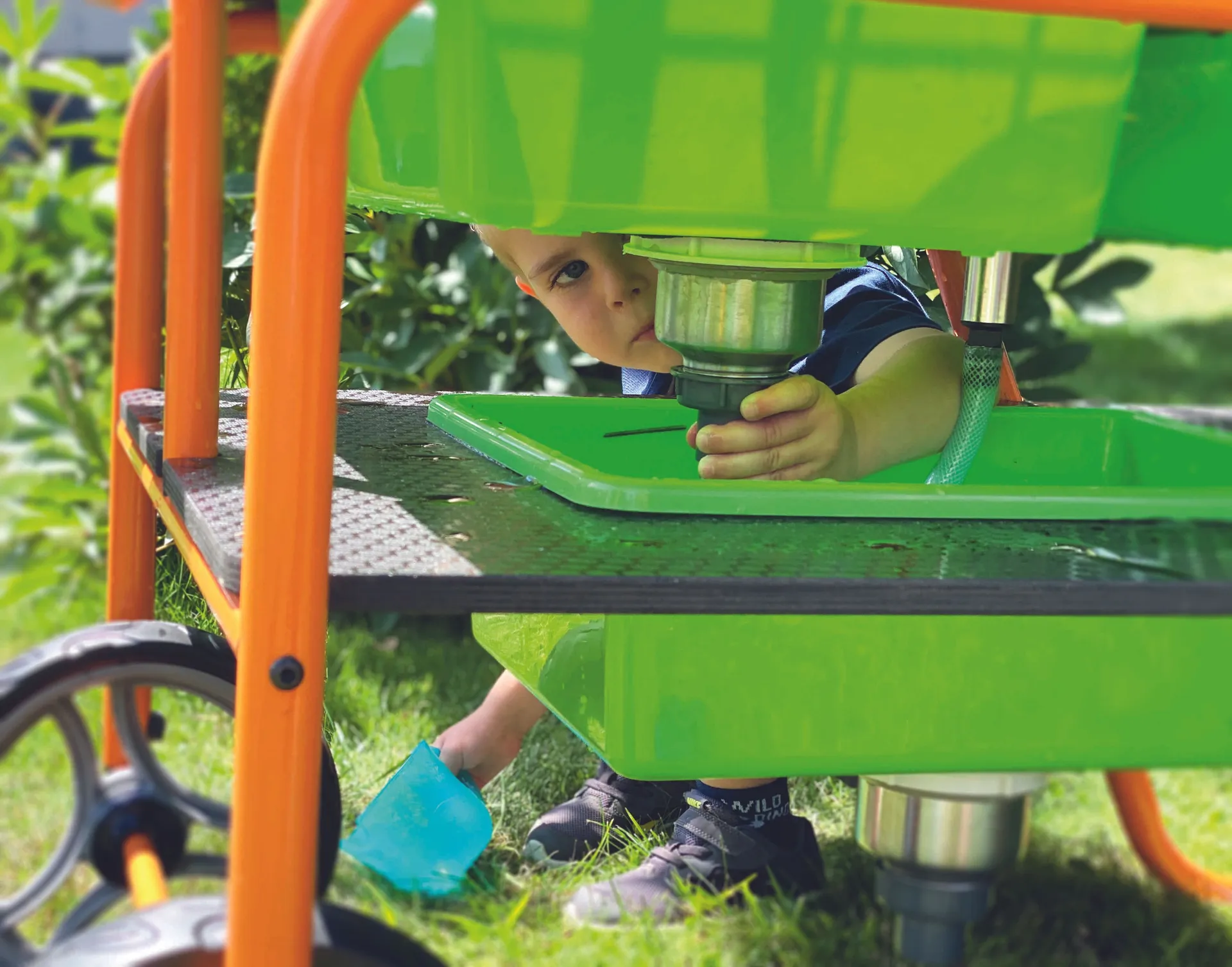 64500_10 Mobiler Wassertisch | Wasserspieltisch | Dragon Toys