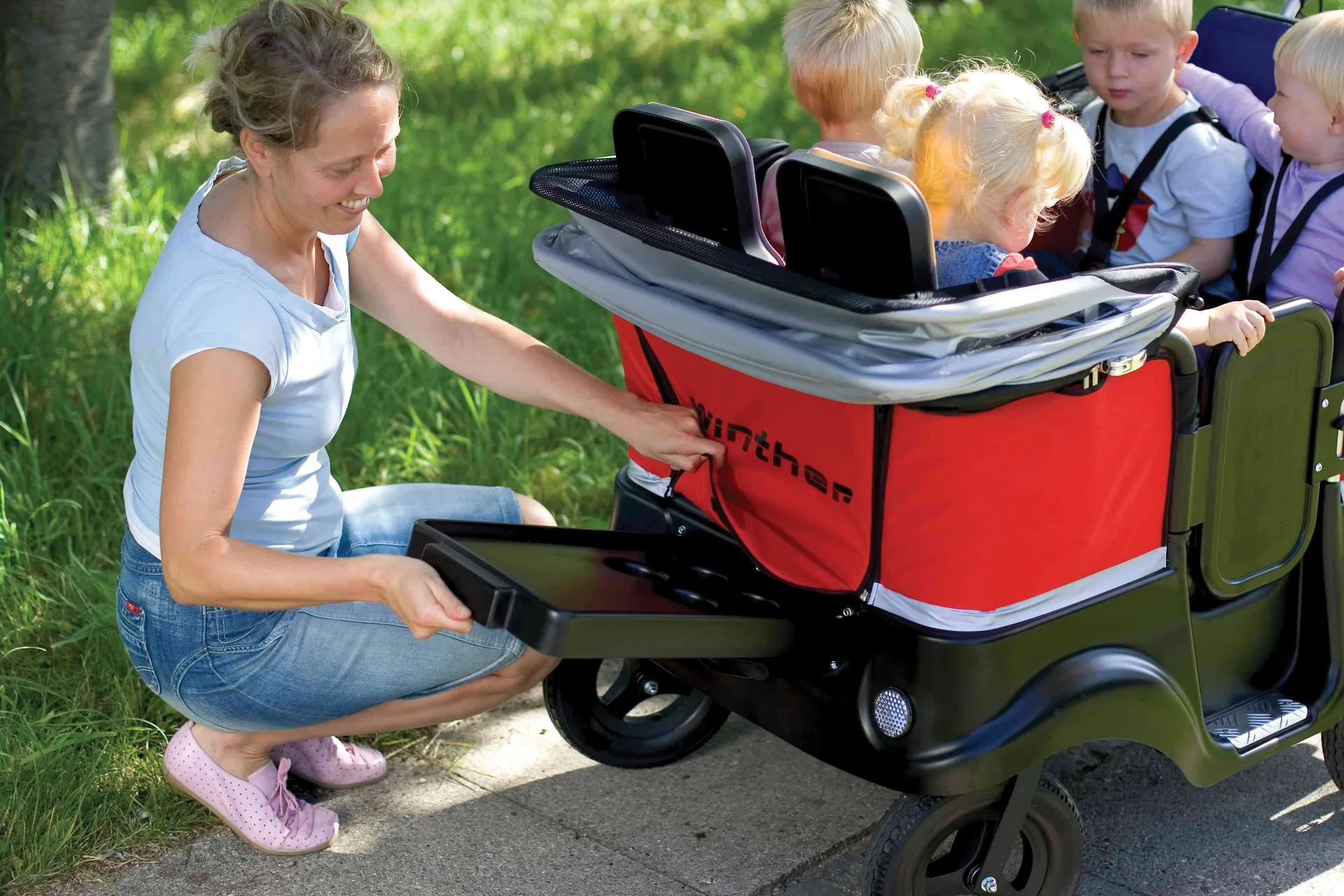 00800V_3 Turtle Kinderbus de Luxe | Winther Kinderbus