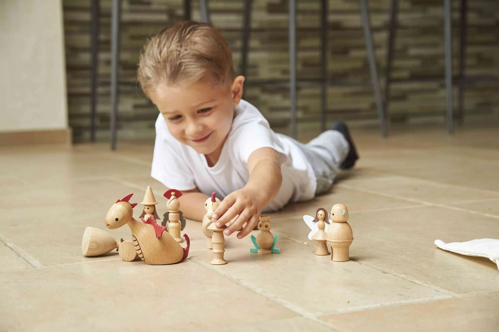 Zauberwald aus Holz | Märchenfiguren Holz | Dragon Toys