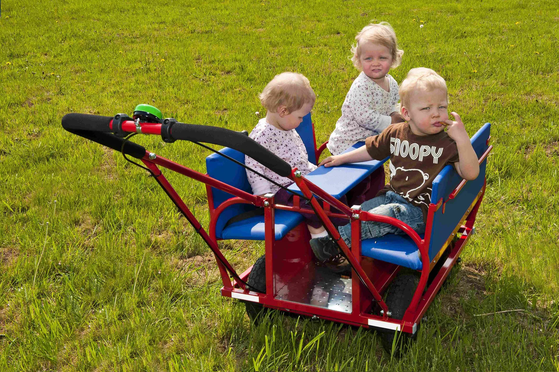 60003_10 Krippenwagen | Dragon Toys