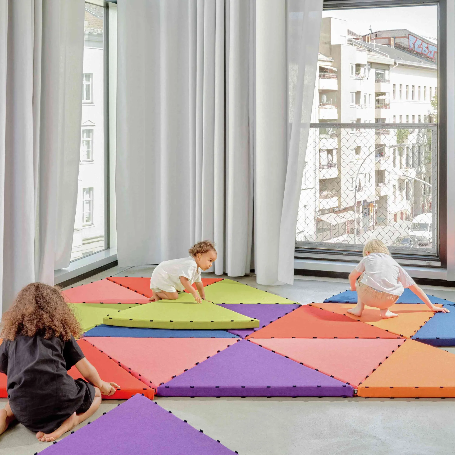 Tukluk Giant Pro Rainbow